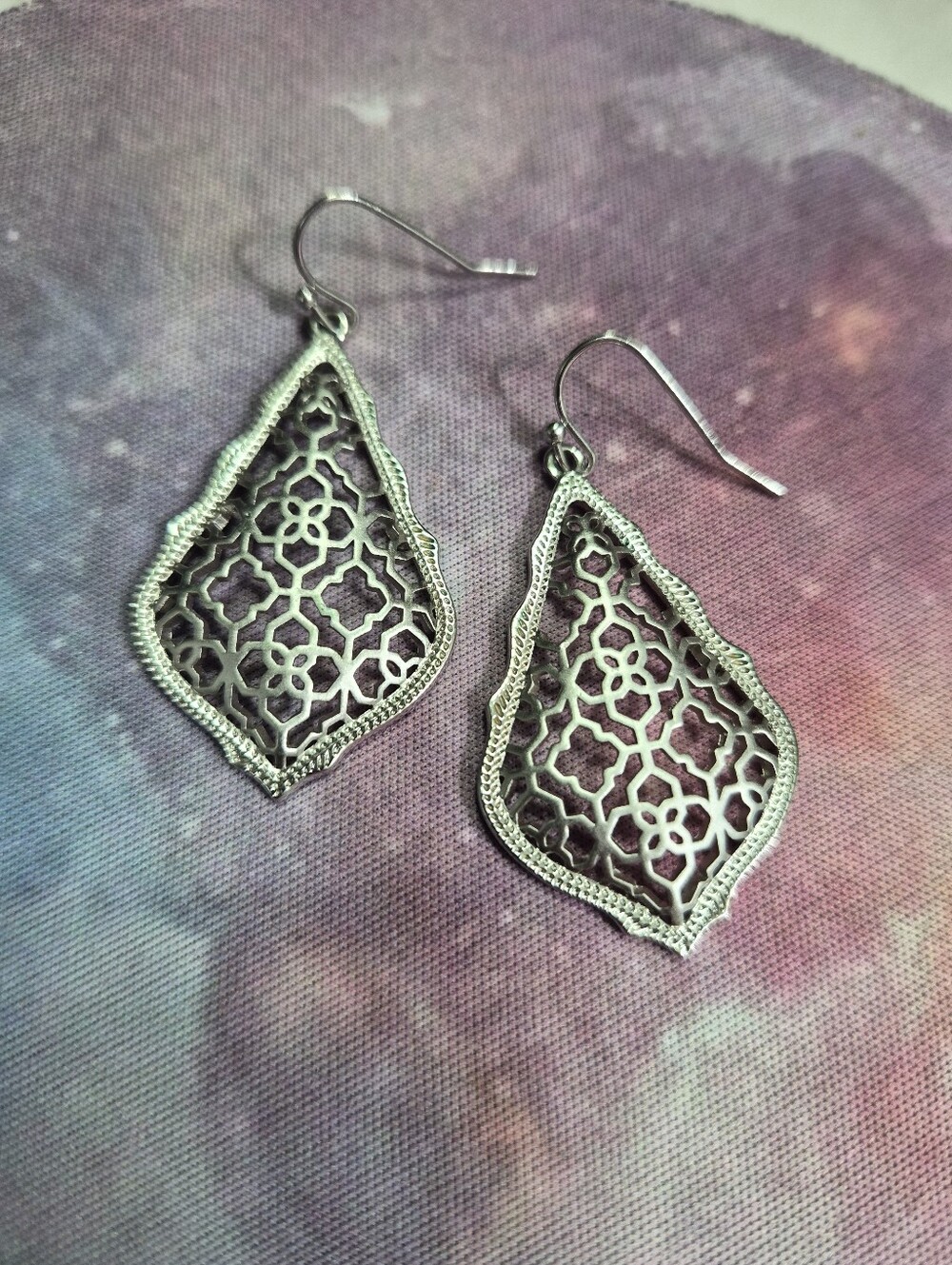 Kendra Scott Filigree Drop Earrings